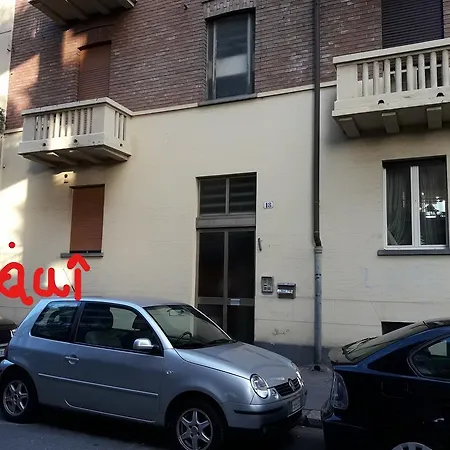 Silvia-metro Rivoli&free Private Parking *